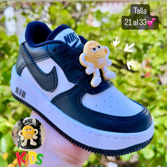 Colores Divertidos y Comodidad en Cada Paso Nike Low M&M