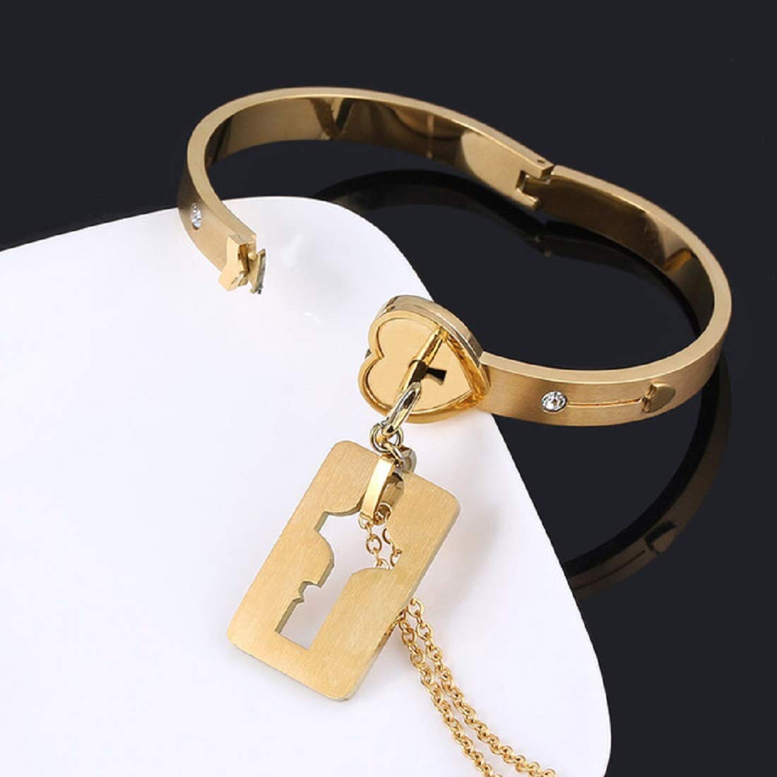 Regalo Perfecto para Expresar Tu Amor ❤️: Pulsera Corazón y Collar Llave 🗝️
