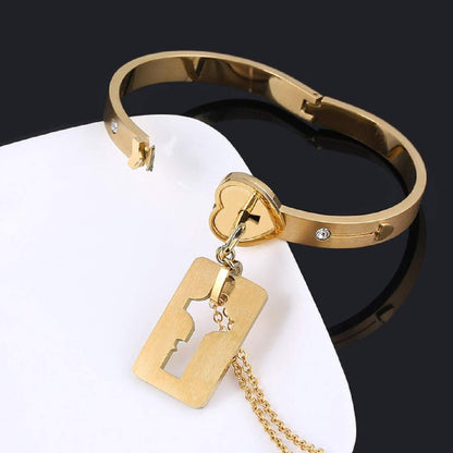 Regalo Perfecto para Expresar Tu Amor ❤️: Pulsera Corazón y Collar Llave 🗝️