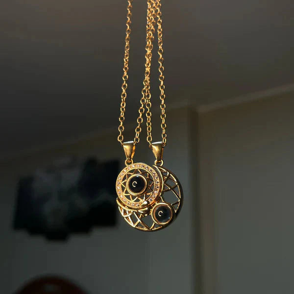 💖 Demuestra tu Amor de Forma Única: Collares que Proyectan 'Te Amo' en 100 Idiomas 🌍